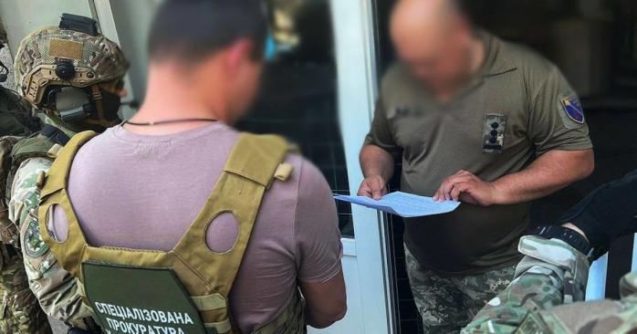У Дніпропетровській області сержанту з ТЦК під час оповіщення порізали ножем руку 