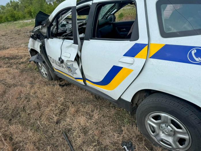 Рашисти вдарили дроном по евакуаційному авто у Вовчанську