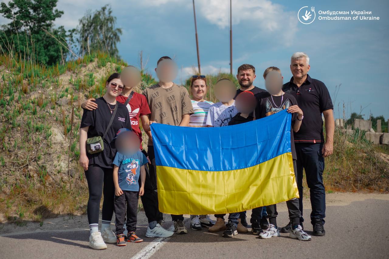 Україна повернула з окупації ще 13 дітей. Фото: Дмитро Лубінець