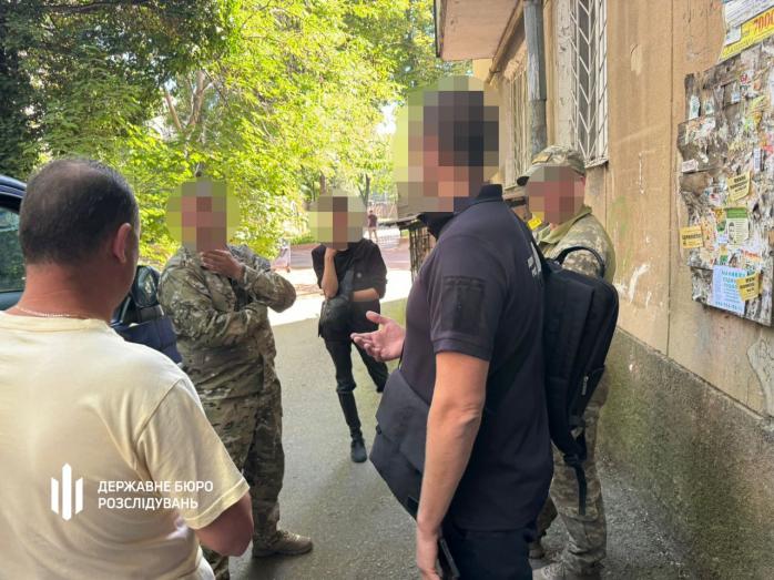 Суд избрал меру пресечения сотруднику Одесского ТЦК, который сделал "непригодными" 138 уклонистов