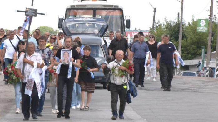 В Житомирской области похоронили 32-летнего мужчину — семья заявляет, что его избили в ТЦК