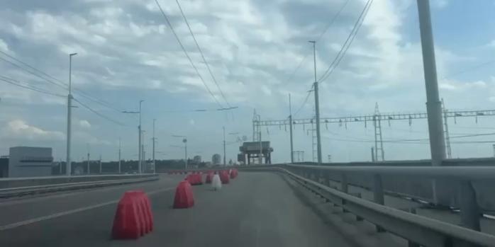 Движение плотиной ДнепроГЭС восстановлено, скриншот видео