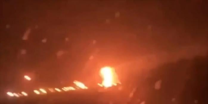 Новошахтинський завод нафтопродуктів було атаковано 5 червня, скріншот відео