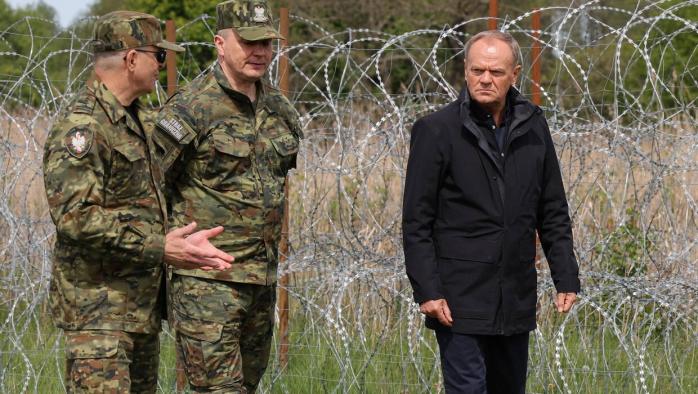Польша создаст буферную зону на границе с беларусью