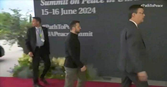 Владимир Зеленский прибыл на саммит мира, скриншот видео
