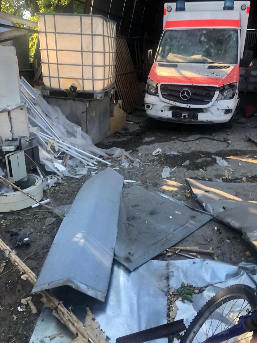 Окупанти обстріляли лікарню в Херсоні. Фото: ОВА