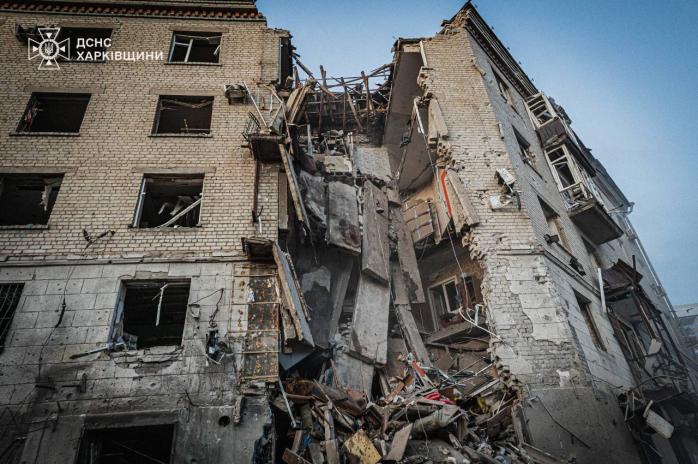 В Харькове завершили разбирать завалы после бомбоудара рашистов по многоэтажке
