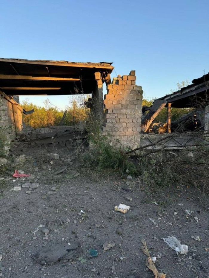 Росіяни скинули авіабомбу на Селидове, фото: «Телебачення КАПРІ»