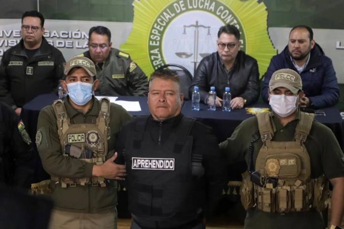 В Боливии провалилась попытка военного переворота — штурмовавшего правительственный дворец генерала арестовали