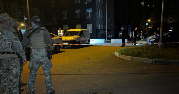 Чоловік підірвав гранату на Троєщині. Фото: поліція Києва