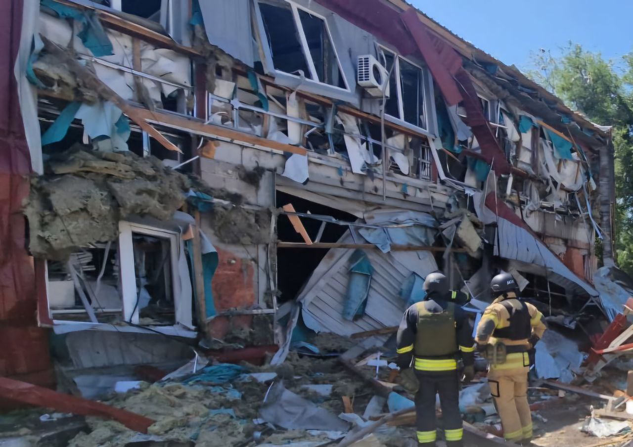 Руйнування у Дніпрі та Кривому Розі. Фото: Сергій Лисак