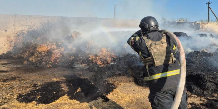 Наслідки російського обстрілу Харківщини, фото: ДСНС