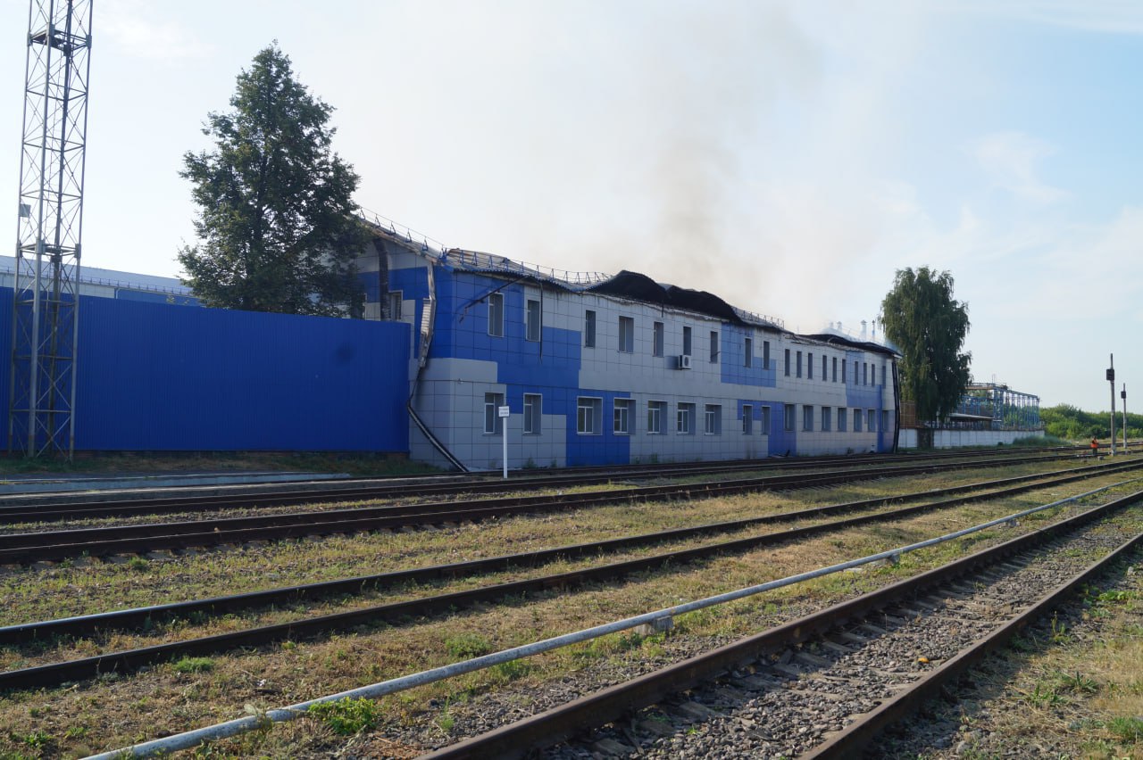 Наслідки удару БпЛА по заводу в Курській області. Фото: Олексій Смирнов
