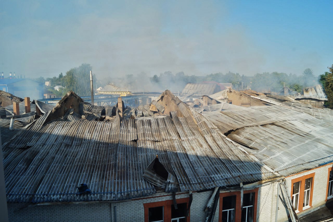Наслідки удару БпЛА по заводу в Курській області. Фото: Олексій Смирнов
