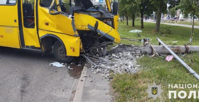 Наслідки ДТП у Львові, фото: поліція Львівської області