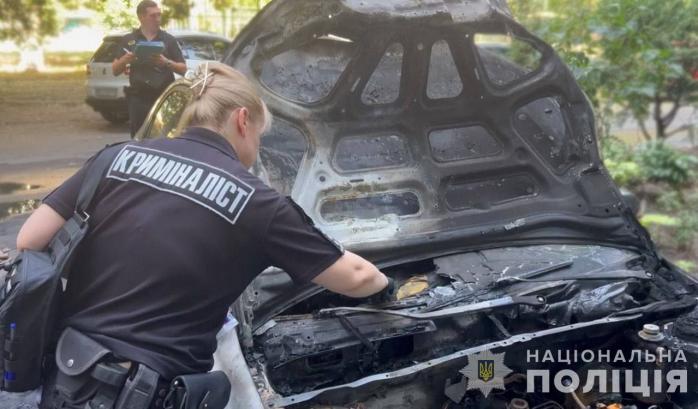 В Одесі затримали шістьох кур'єрів за підпали 15 авто військових 