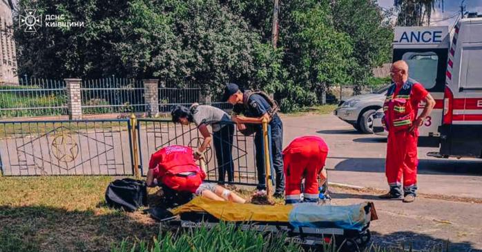 Боєприпас здетонував на Київщині. Фото: ДСНС