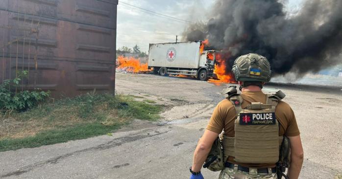 Обстріл місії МХЧК на Донеччині. Фото: Нацполіція