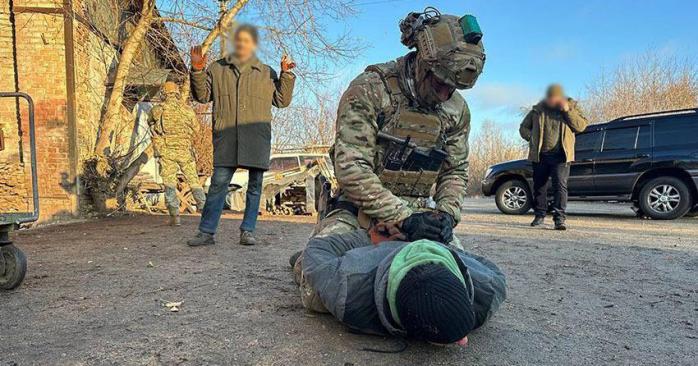 Російський агент намагався підірвати наряд поліції. Фото: НПУ