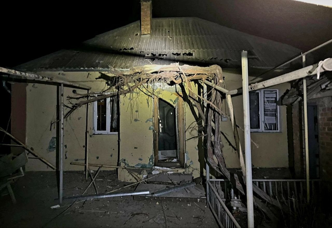 Ворог з «Градів» та артилерії бив по Нікополю. Фото: ОВА