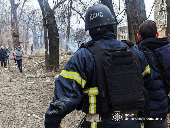 Росіяни вдень 17 січня вдарили ракетами по Кривому Рогу, фото: ДСНС