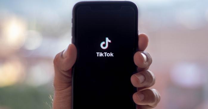 Соцсеть TikTok снова доступна в США