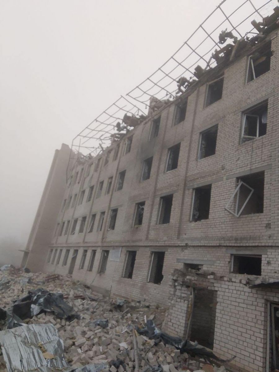 Наслідки російського авіаудару по Херсонщині, фото: Херсонська ОВА