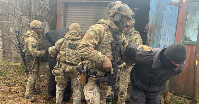 Российская агентура наводила ракеты на аэродромы. Фото: СБУ