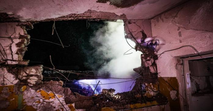 Наслідки атаки російських безпілотників у Харкові, фото: ДСНС