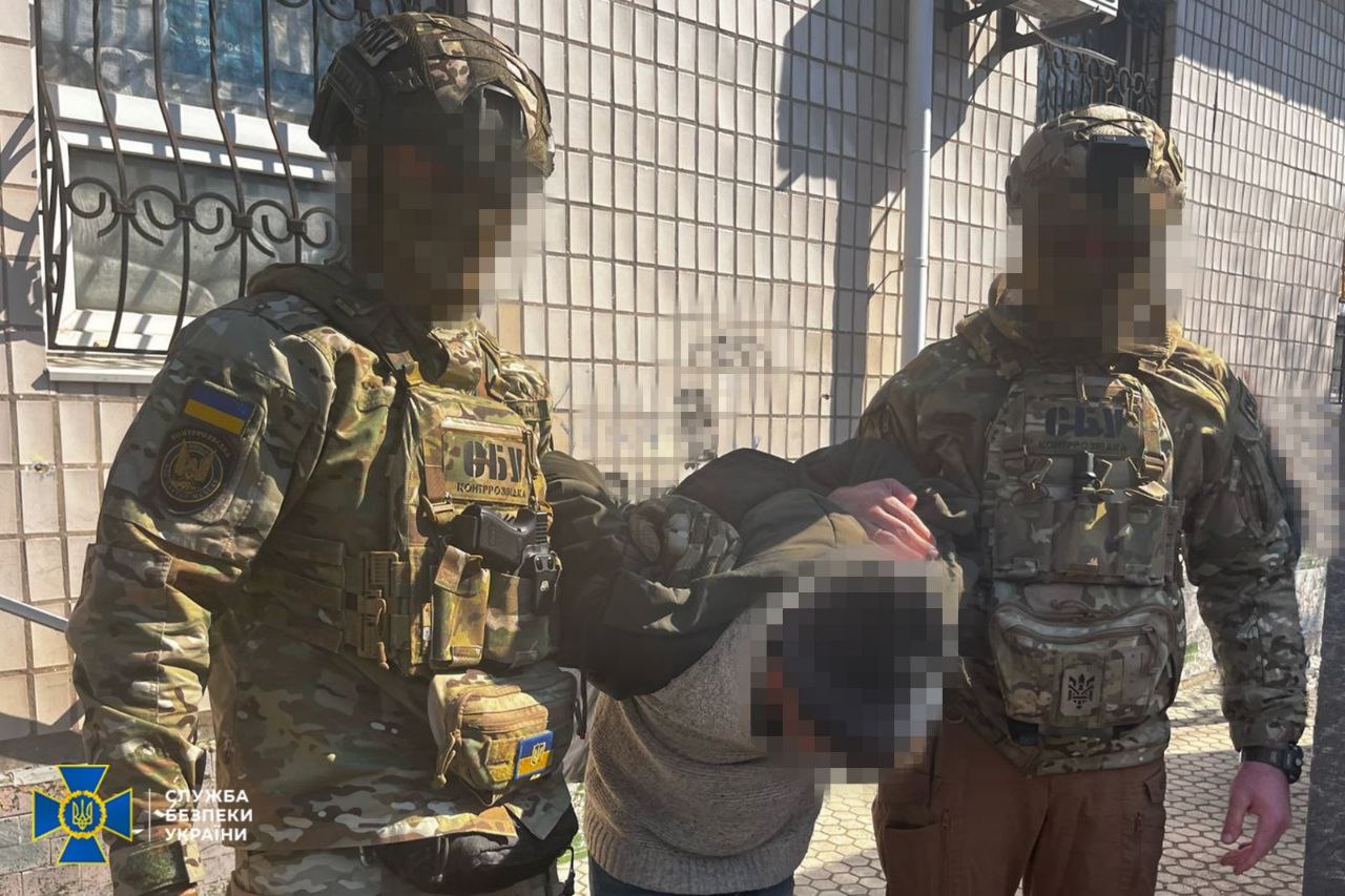 У Херсоні росіяни хотіли підірвати свого агента. Фото: СБУ