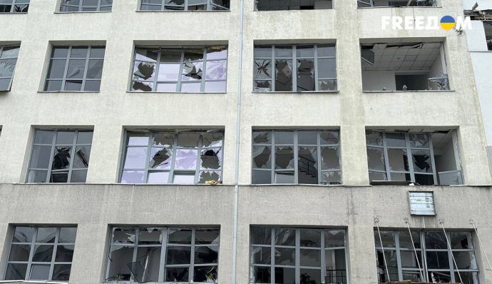 Руйнування офісів у Києві. Фото: FREEДОМ