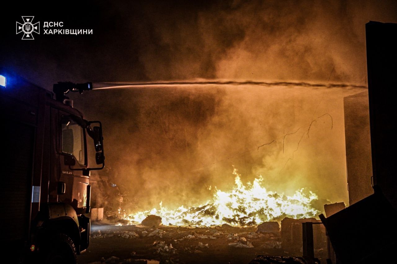 Наслідки ударів по Харкову. Фото: ДСНС