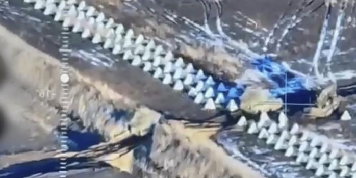 Украинские танки прорывают границу, скриншот видео