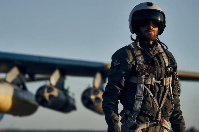 Президент надав звання Героя України загиблому пілоту F-16 Іванову