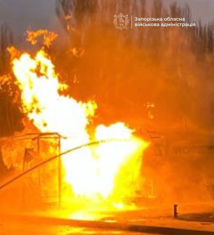 Наслідки атаки росіян по Запоріжжю, фото: Запорізька ОВА