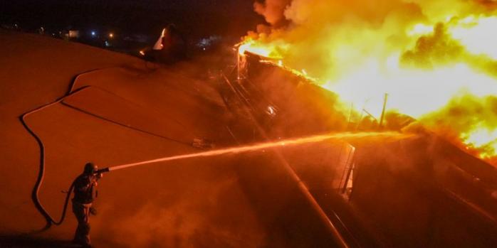 Последствия российских ударов по Одесской области 14 апреля, фото: ГСЧС