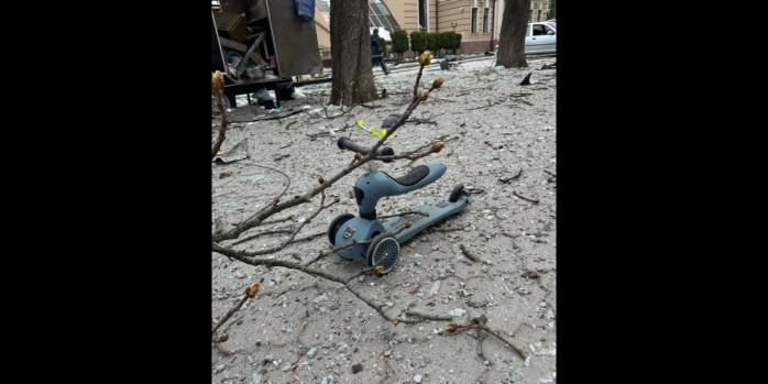 Последствия российского ракетного удара по Сумам, фото: Сумской городской совет