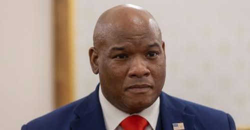 Духовный советник Трампа покаялся в своей предыдущей позиции по прекращению помощи Украине