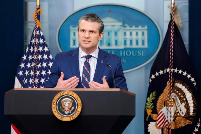 У Гегсета був ще один приватний чат для обговорення ударів по хуситах