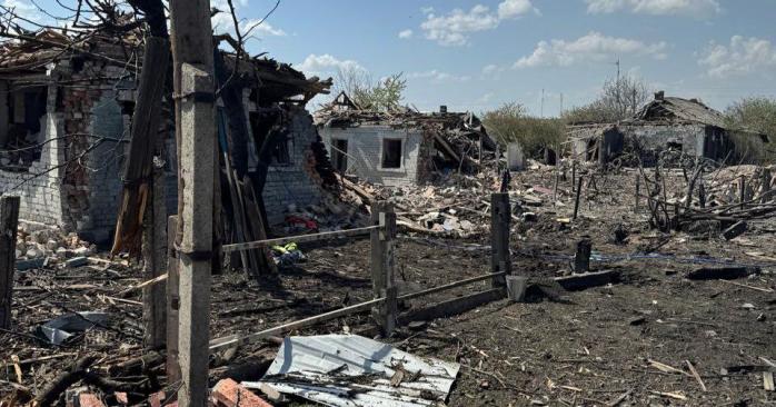 Росіяни скинули авіабомби на Слов'янськ. Фото: ОВА