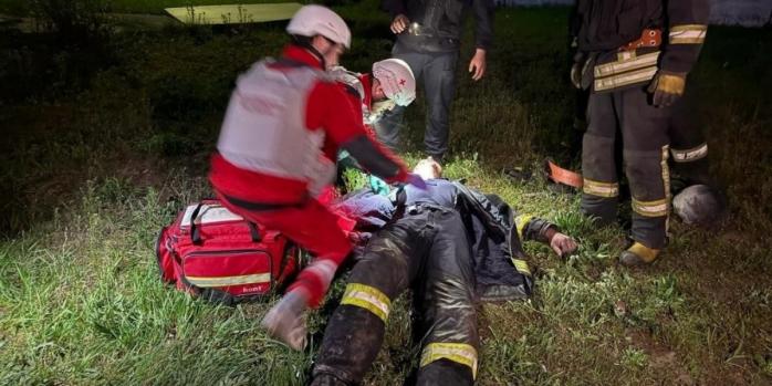 Наслідки російської атаки на Житомирщині, фото: ДСНС