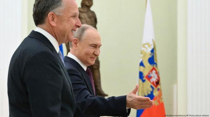 путин сказал Виткоффу, что готов к переговорам с Украиной "без предварительных условий"