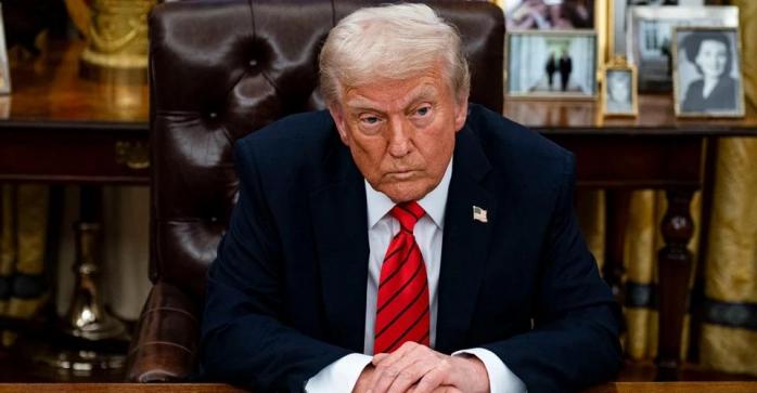 Трамп заявил, что республиканцы должны подумать об исключении из Конгресса демократов, желающих его импичмента