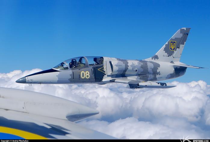 Украинские пилоты будут учиться на самолетах F-16 и L-39 в Чехии