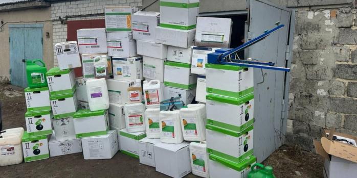 Производителей поддельных пестицидов разоблачили в Украине, фото: ГПСУ