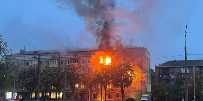 Наслідки атаки російських безпілотників по Києву, фото: Офіс генпрокурора