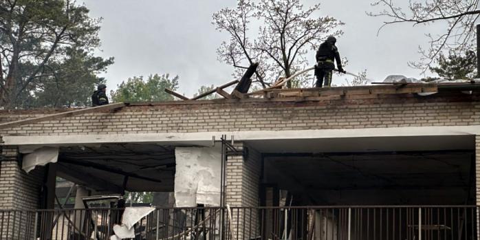 Рашисты 11 мая атаковали Сумщину беспилотниками, фото: ГСЧС