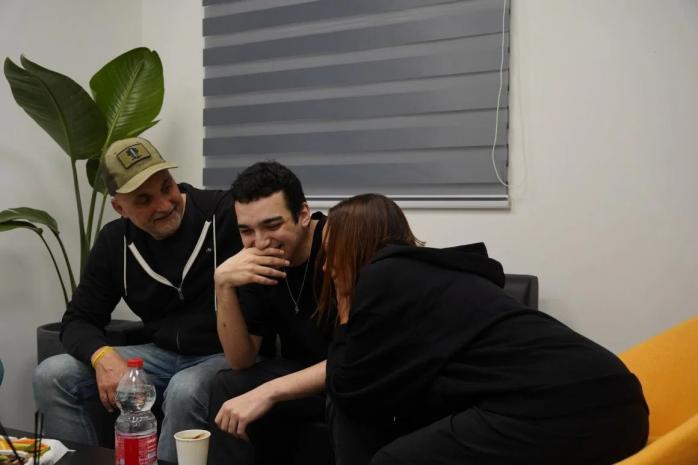 Израильско-американский заложник вернулся домой после 18-месячного плена ХАМАС