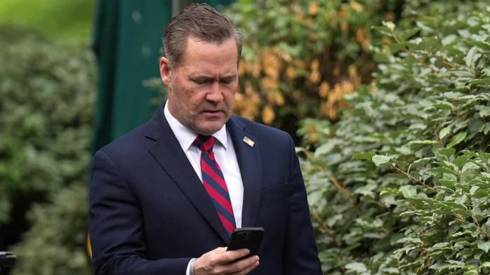 Хакер сломал TeleMessage и получил доступ к контактам и сообщениям более 60 чиновников США