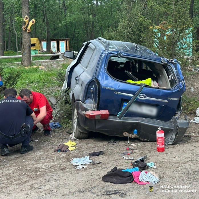 ДТП в Харьковской области — погибли мать и ребенок, а водитель совершил самоубийство